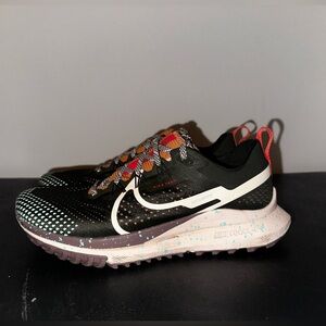 Nike Pegasus Trail 4 Running Shoes Size 10